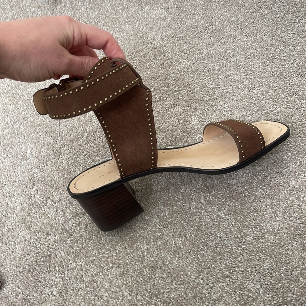 Banana Republic Daze Suede Sandal - Picture 6 of 10